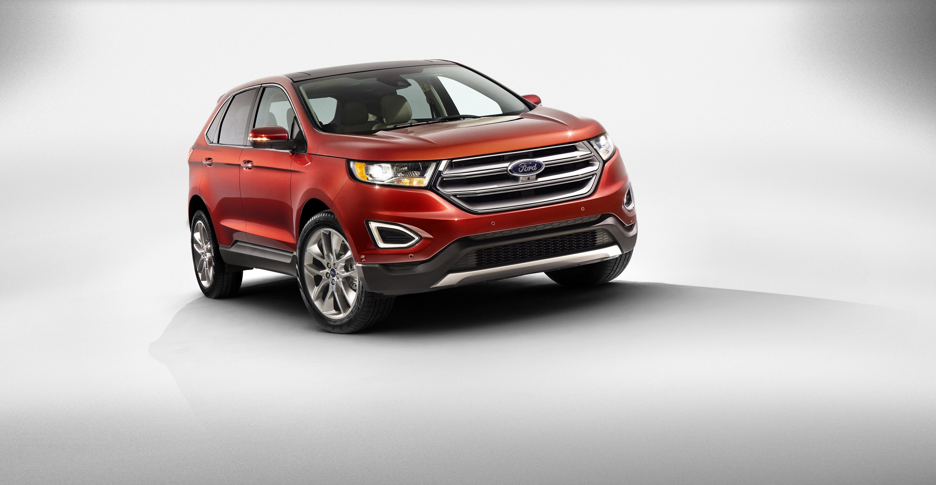 2015 Ford Edge titanium