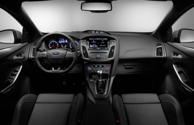 2015 Ford Focus St interior