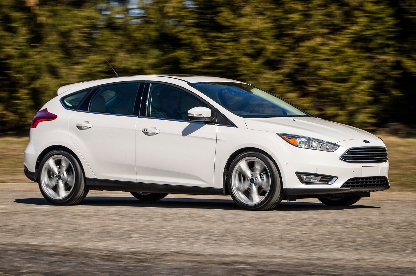 2015 Ford Focus St white