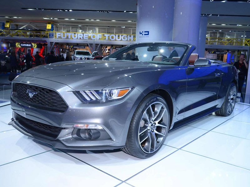 2015 Ford Mustang convertible