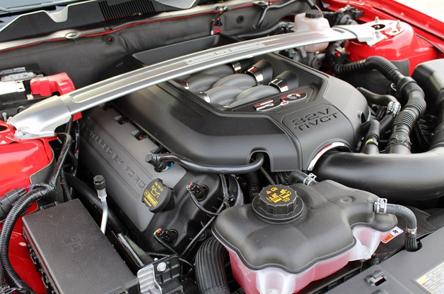 2015 Ford Mustang engine
