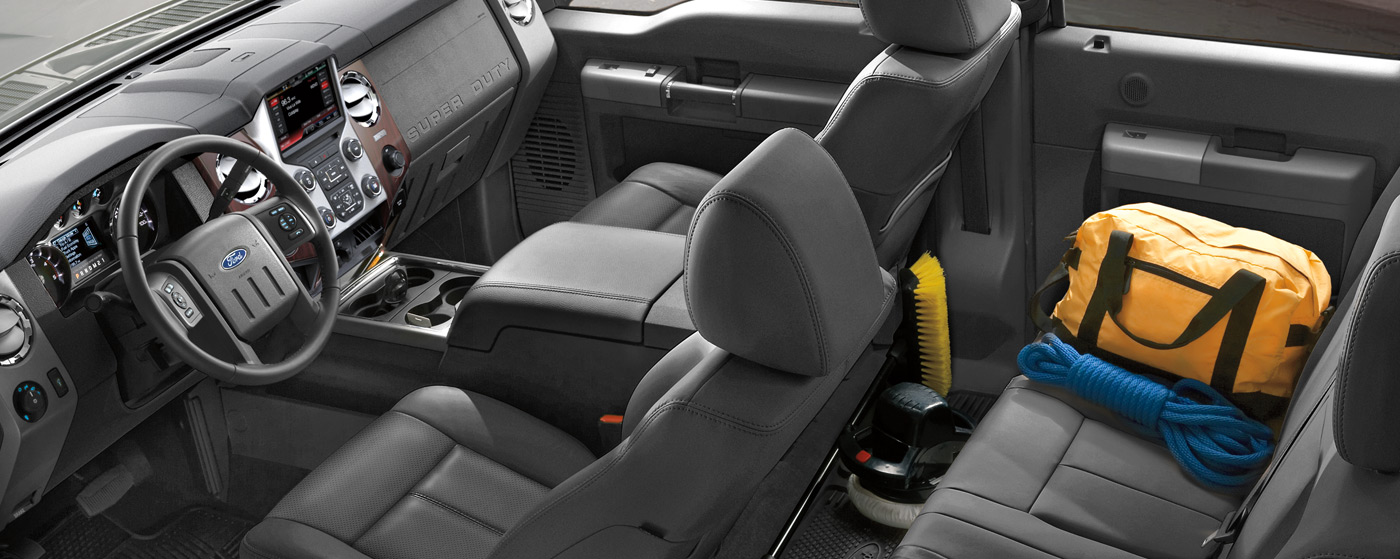 2015 Ford Super Duty interior