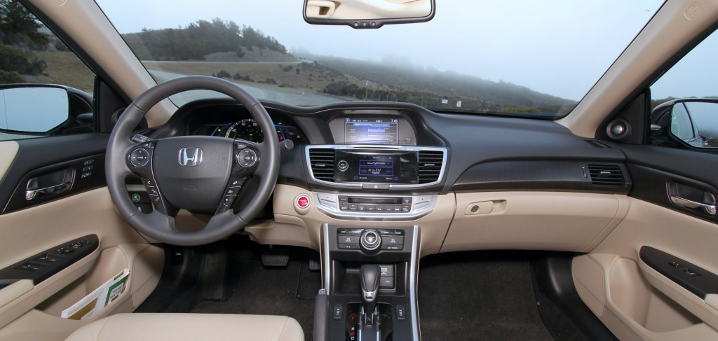 2015 Honda Accord interior