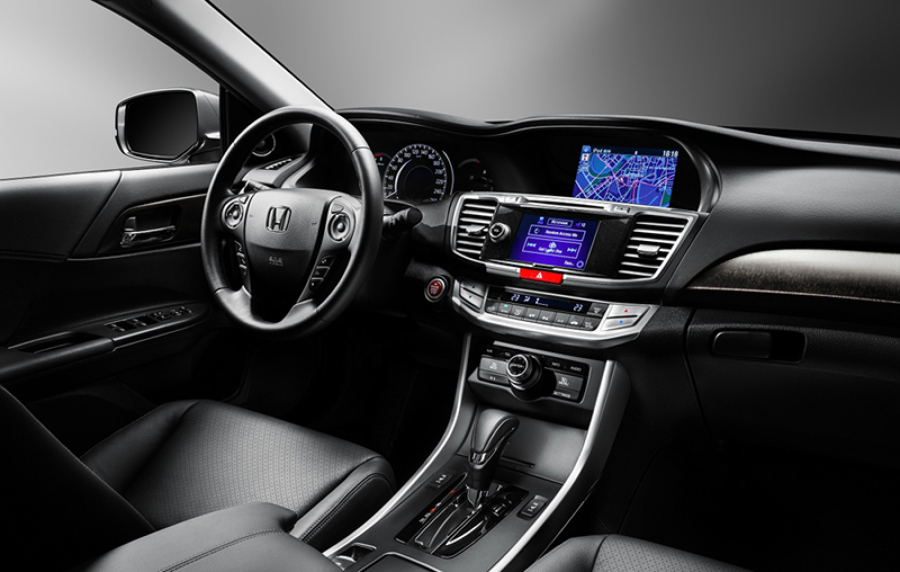 2015 Honda Accord interior