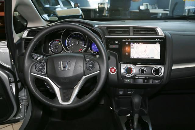 2015 Honda Fit Ex interior