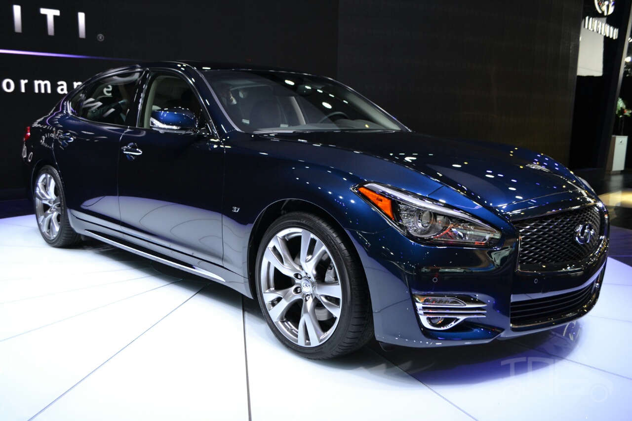 2015 Infiniti Q70 hybrid