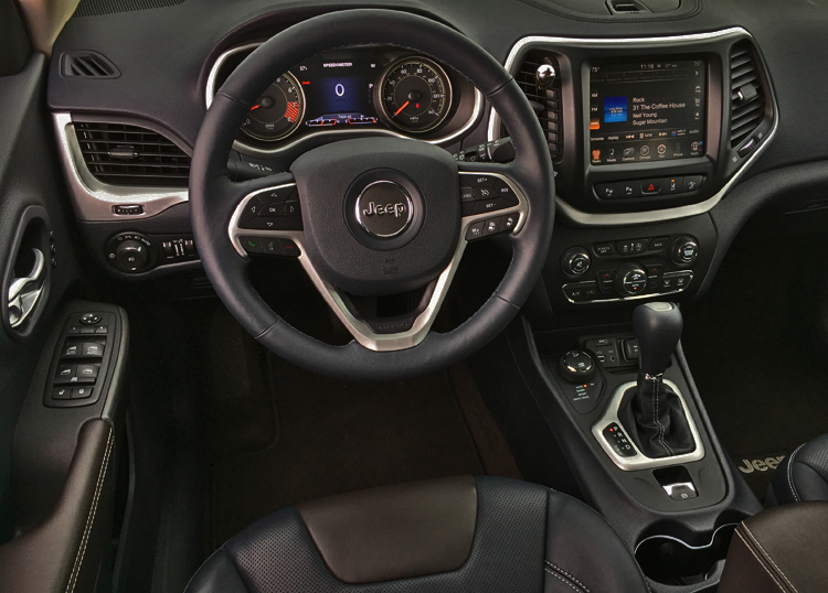 2015 Jeep Cherokee interior