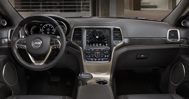 2015 Jeep Cherokee interior