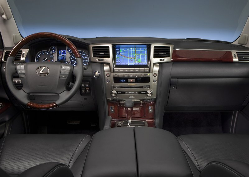 2015 Lexus Lx 570 interior