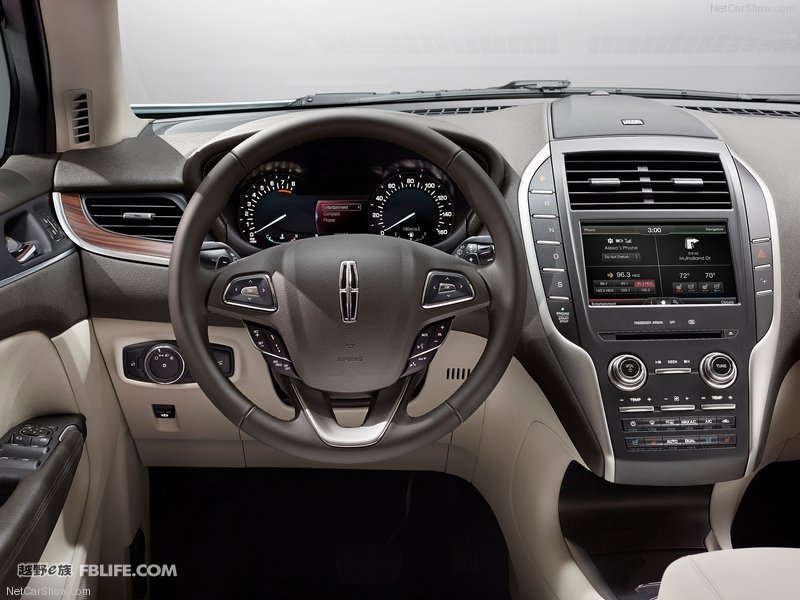 2015 Lincoln Mkc interior