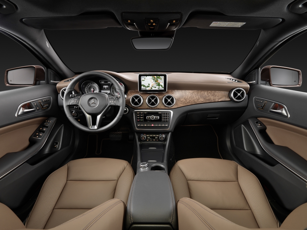 2015 Mercedes Benz Gla Class interior