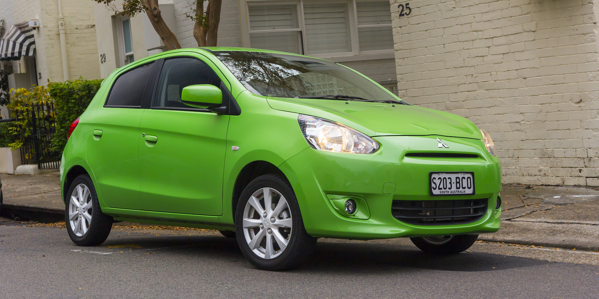2015 Mitsubishi Mirage es