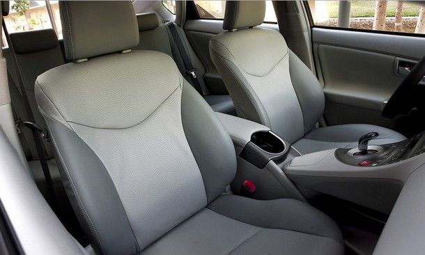 2015 Toyota Prius interior