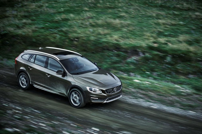 2015 Volvo V60 Cross country
