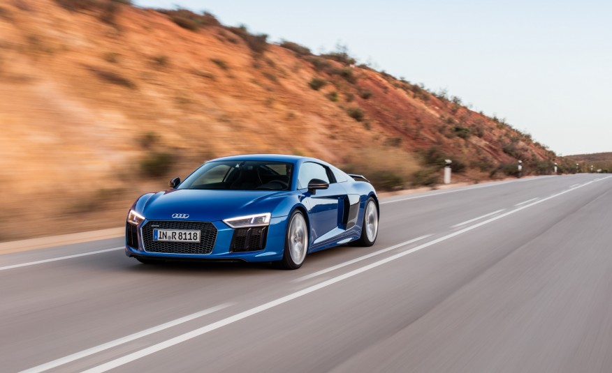 2016 Audi R8 V10 Plus blue