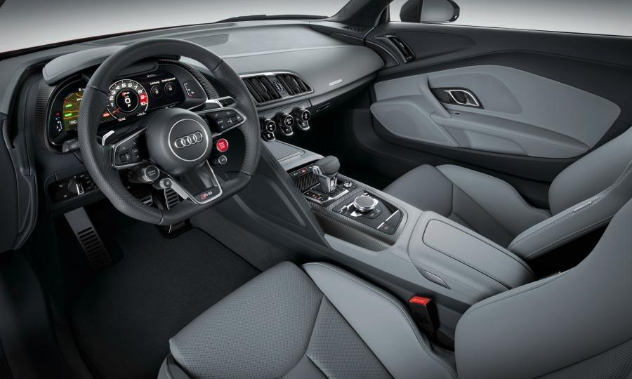2016 Audi R8 V10 Plus interior