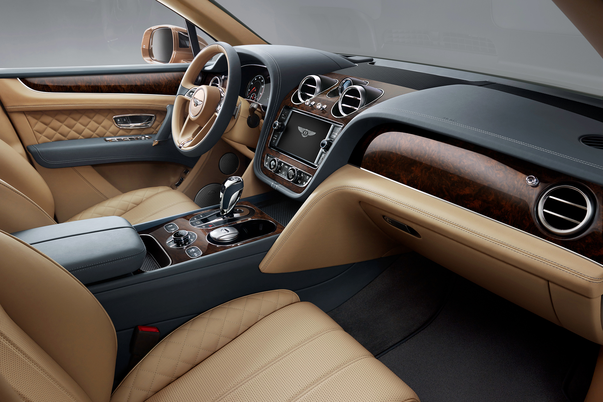 2016 Bentley Bentayga interior