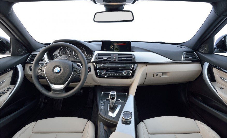 2016 Bmw 3 Series interior