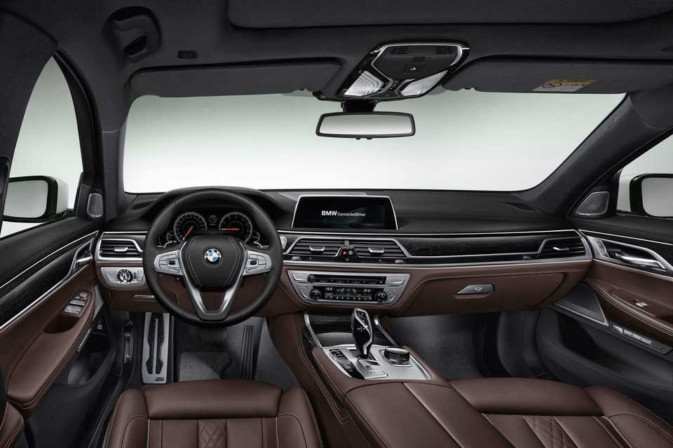 2016 Bmw 7 Series interior