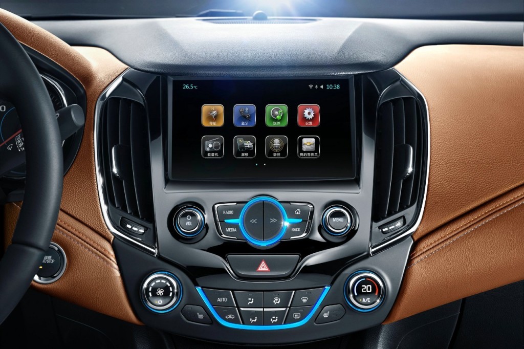 2016 Chevrolet Cruze interior