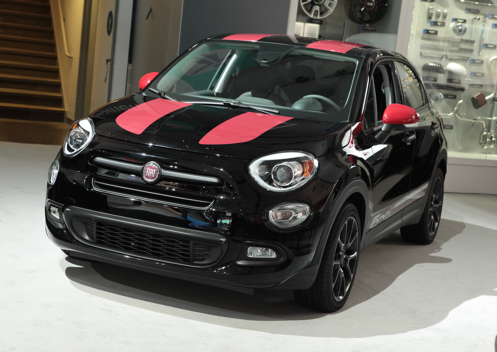 2016 Fiat 500x black
