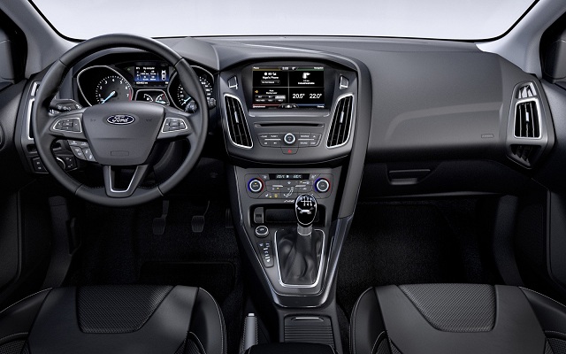 2016 Ford Focus Rs interior