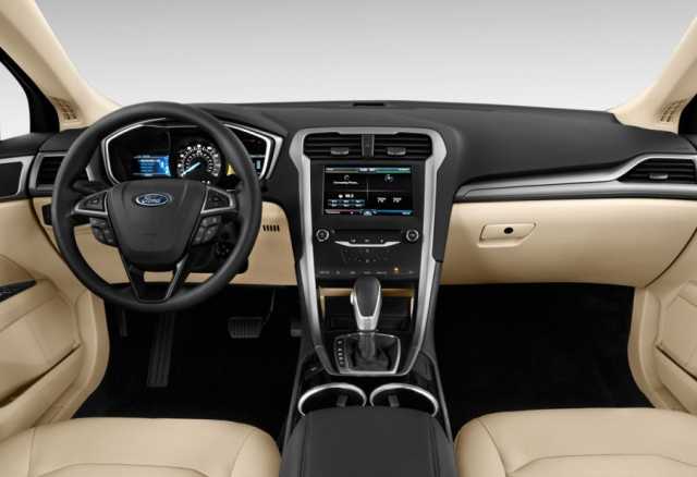 2016 Ford Fusion interior