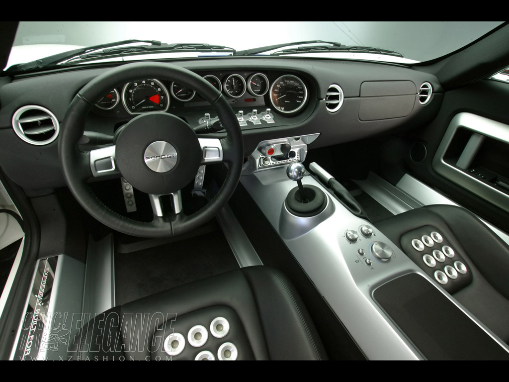 2016 Ford Gt interior