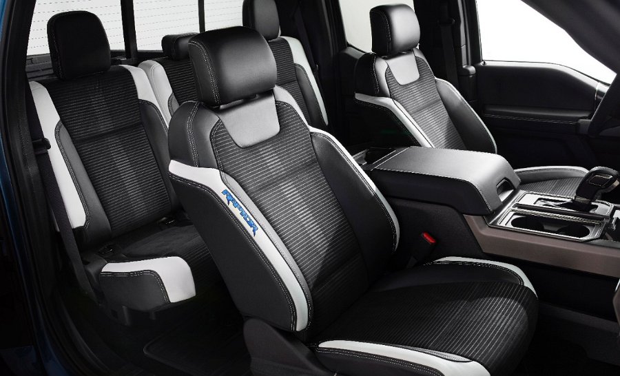 2016 Ford Raptor interior