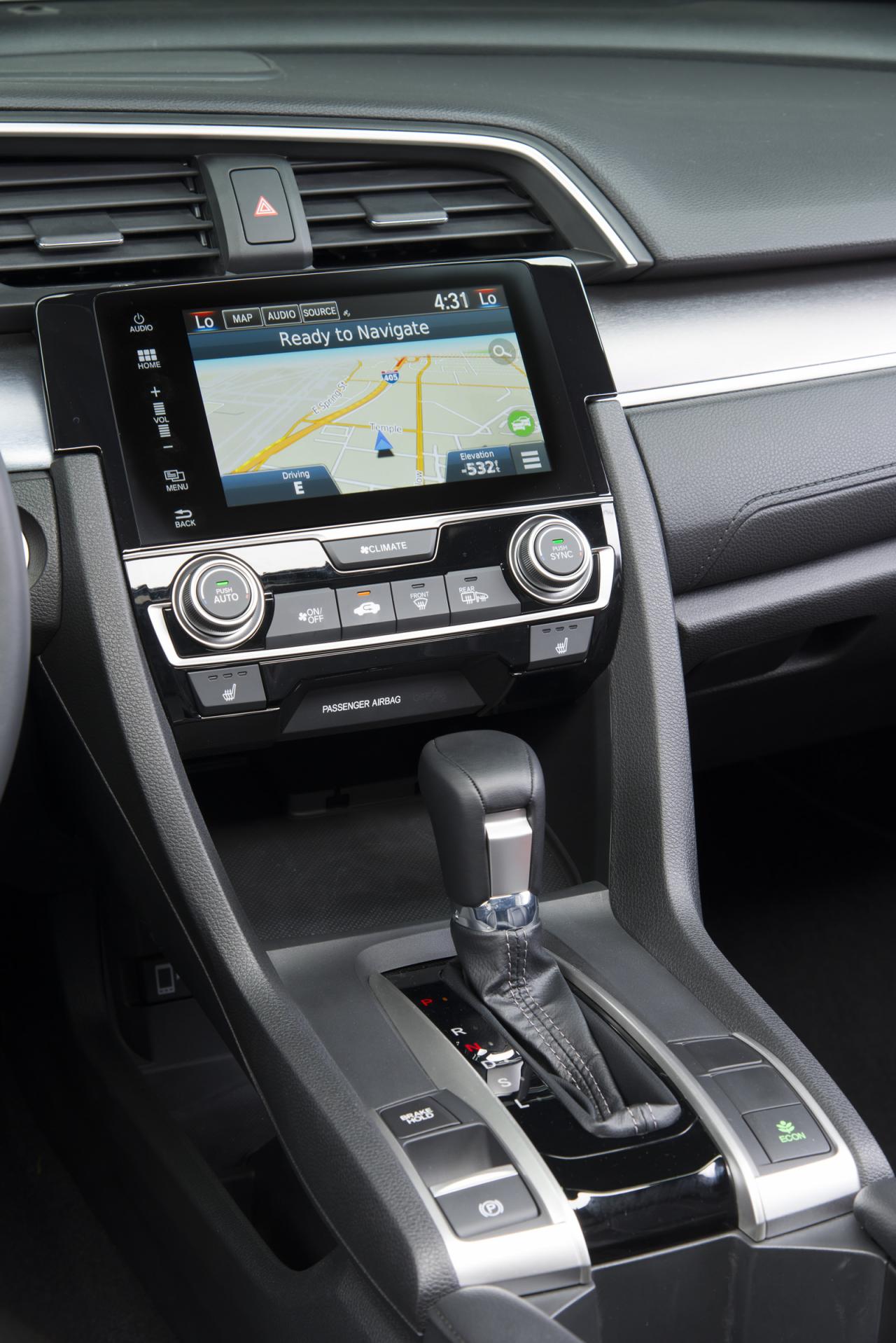 2016 Honda Civic Sedan interior