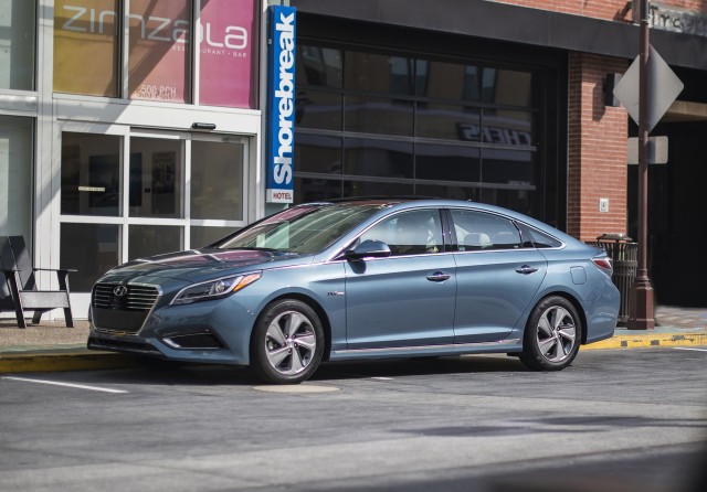 2016 Hyundai Sonata hybrid