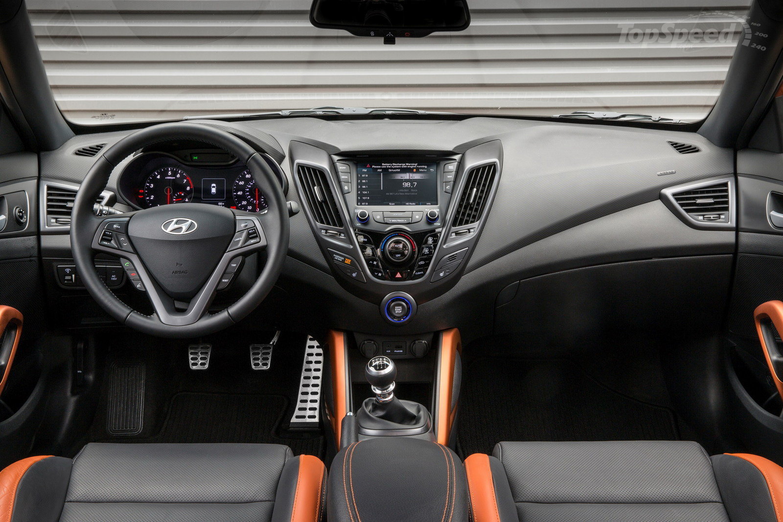2016 Hyundai Veloster white