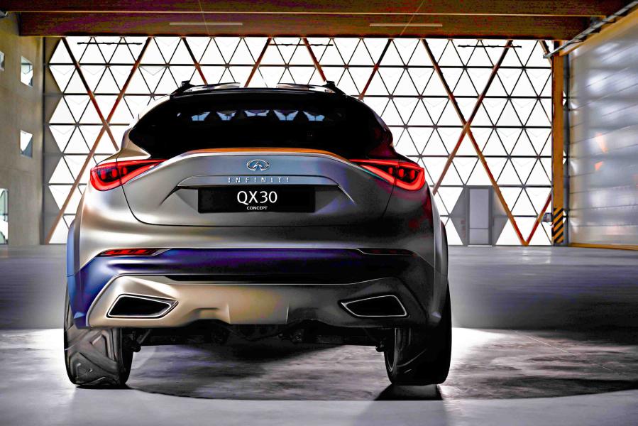 2016 Infiniti Qx30 silver