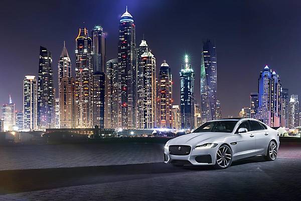 2016 Jaguar Xf sport