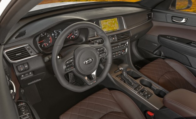 2016 Kia Optima interior