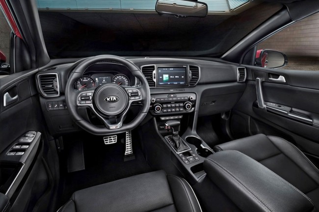 2016 Kia Sportage interior