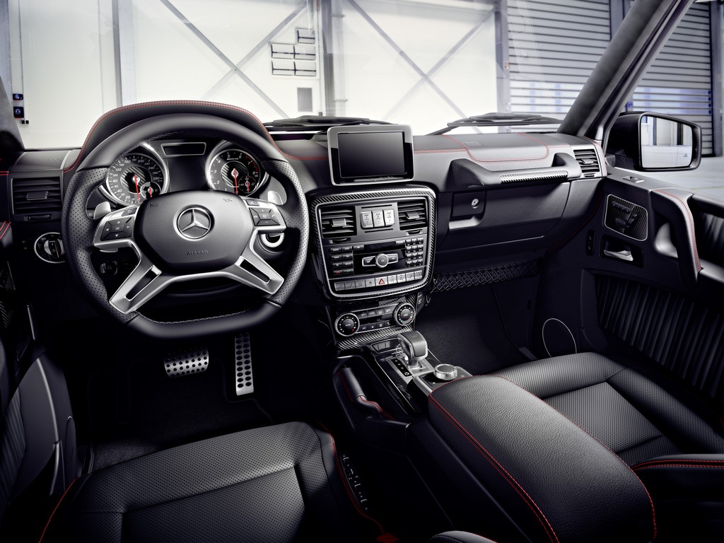 2016 Mercedes Benz G Class interior
