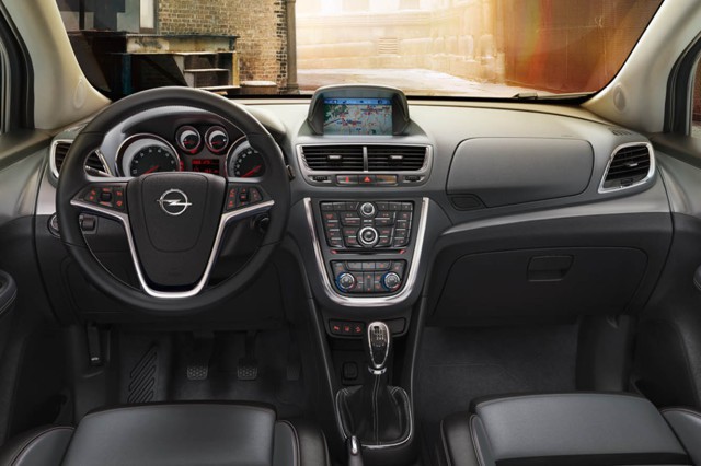 2016 Opel Mokka interior