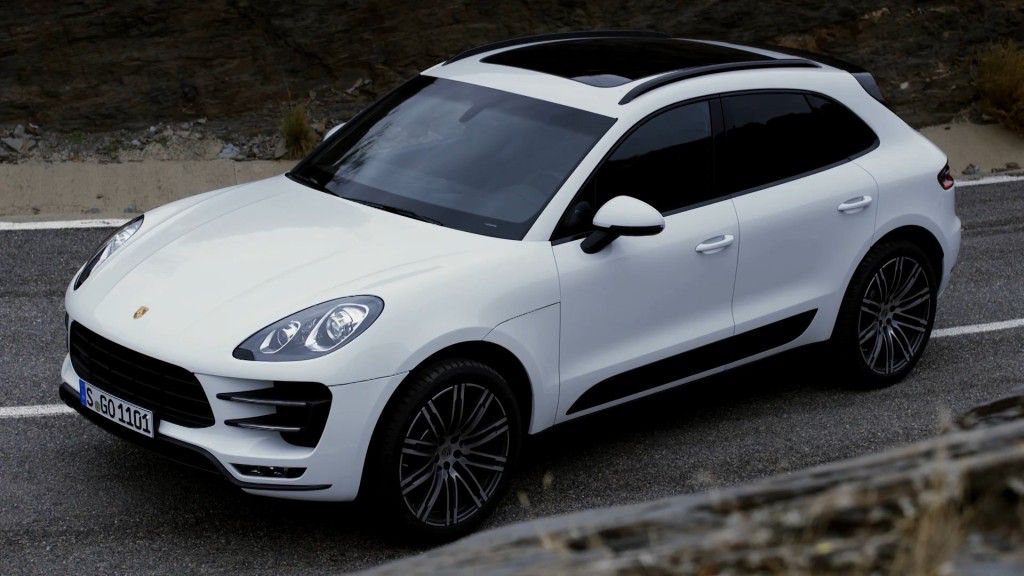 2016 Porsche Macan white