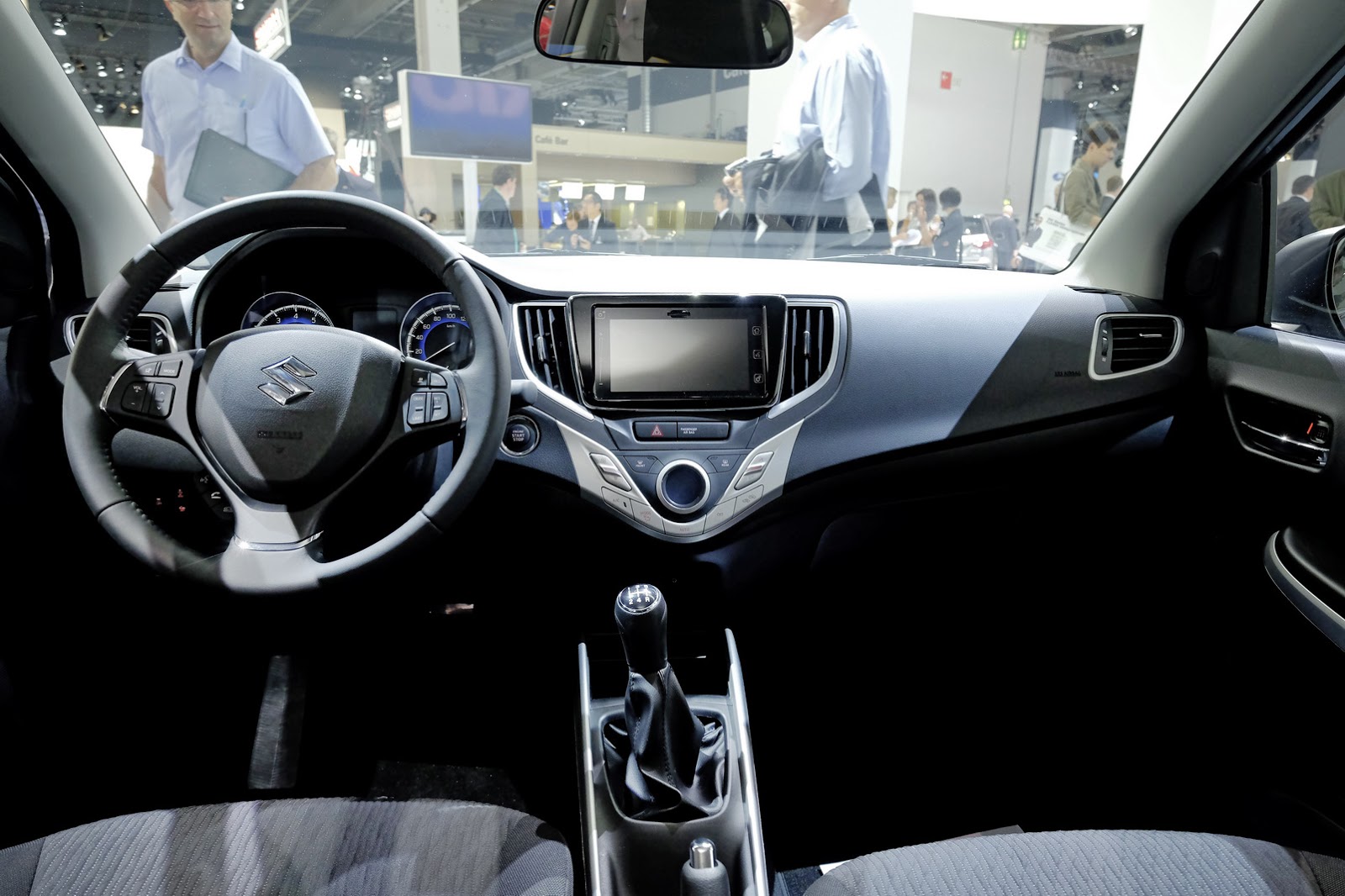 2016 Suzuki Baleno interior