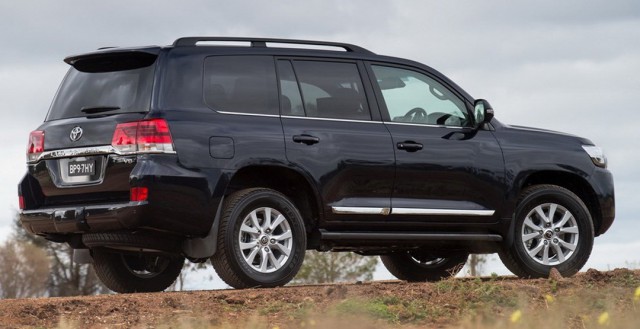 2016 Toyota Land Cruiser 200