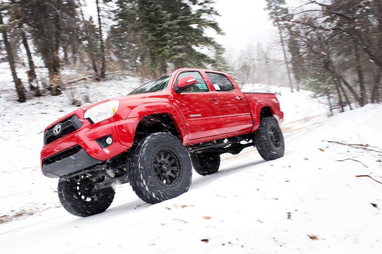 2016 Toyota Tacoma lifted