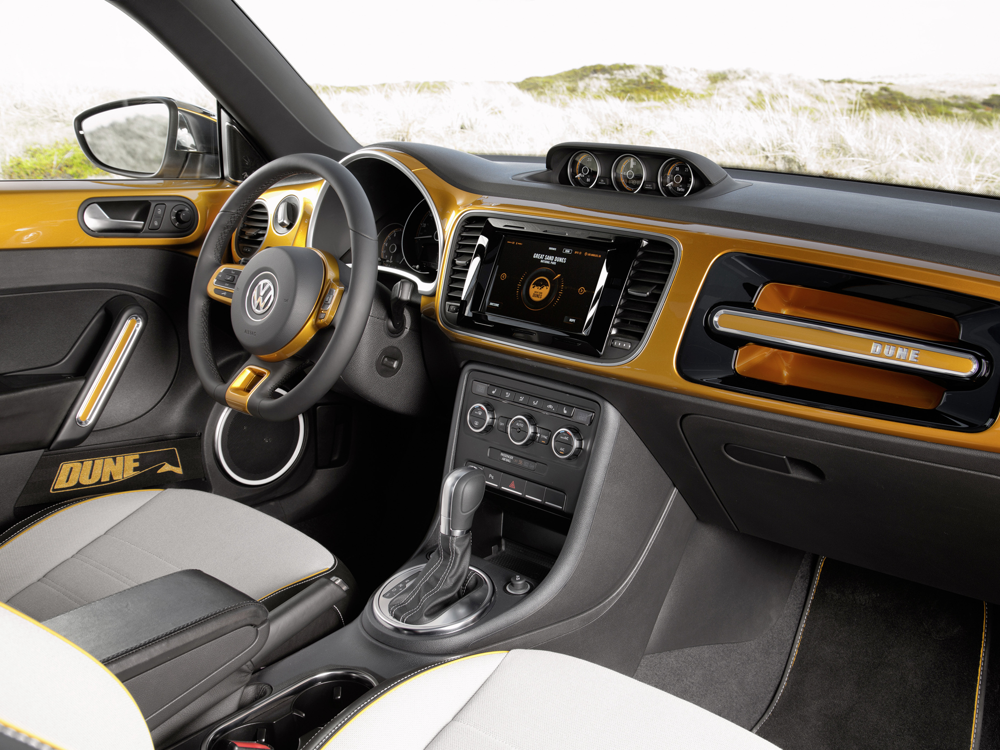 2016 Volkswagen Beetle interior