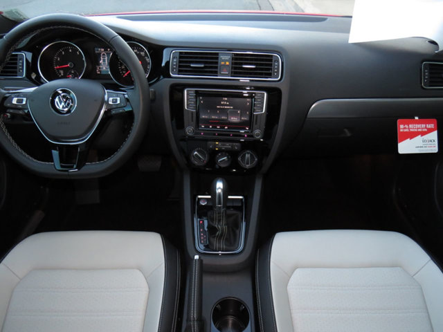 2016 Volkswagen Jetta 1.8t sport