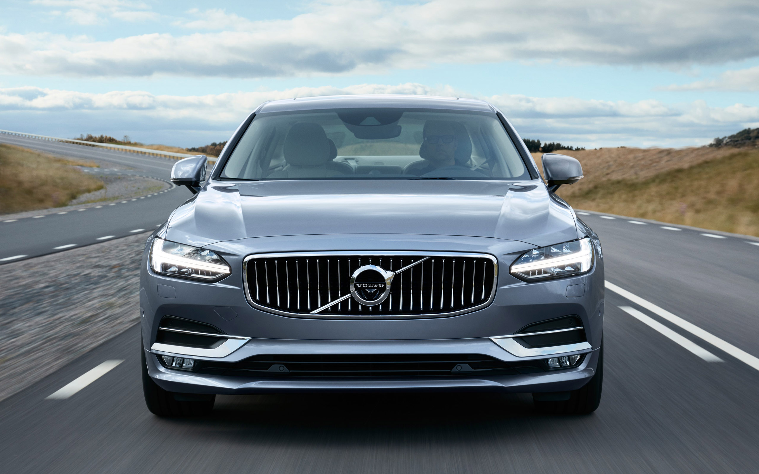 2016 Volvo S90 inscription