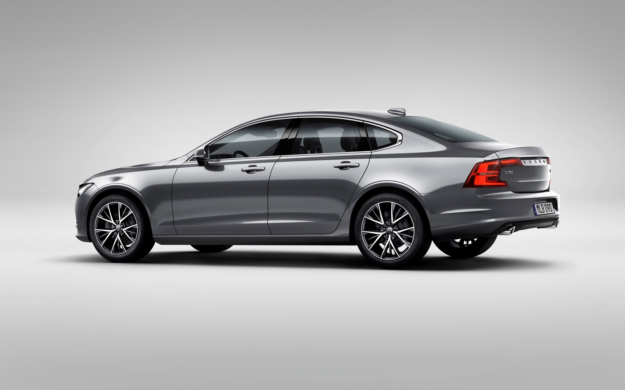 2016 Volvo S90 inscription