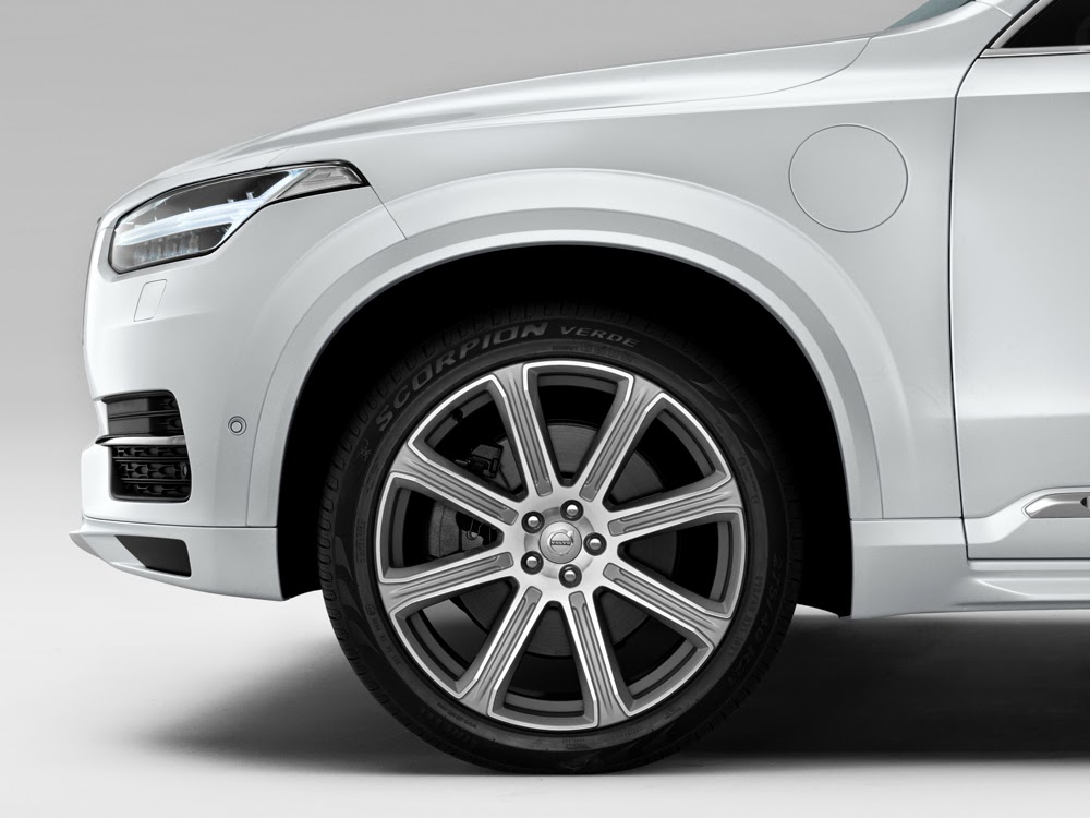 2016 Volvo Xc90 t8