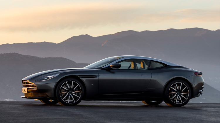 2017 Aston Martin db11