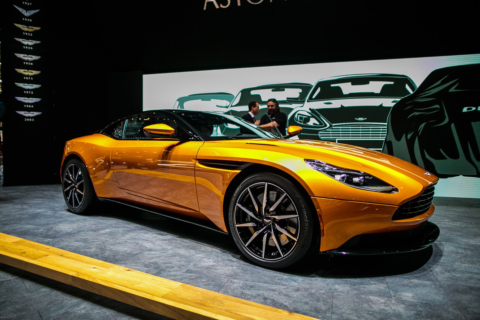 2017 Aston Martin Db11 convertible