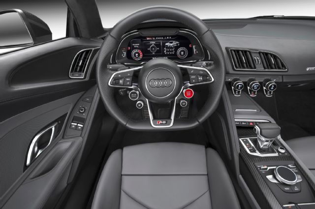 2017 Audi R8 interior